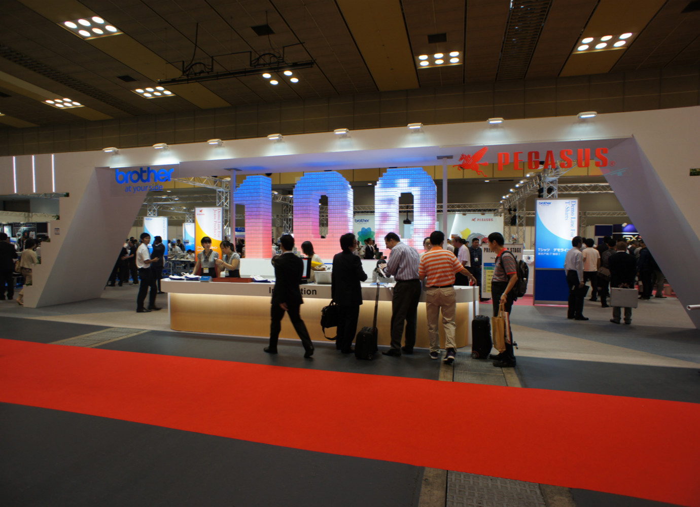 JIAM 2012 OSAKA国際アパレルマシンショー